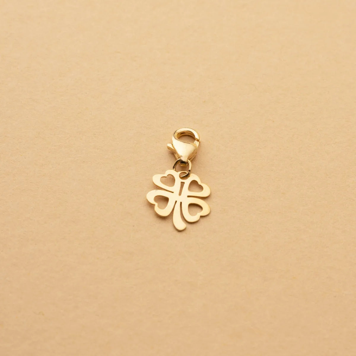 14ct Four-leaf clover pendant charm in yellow gold